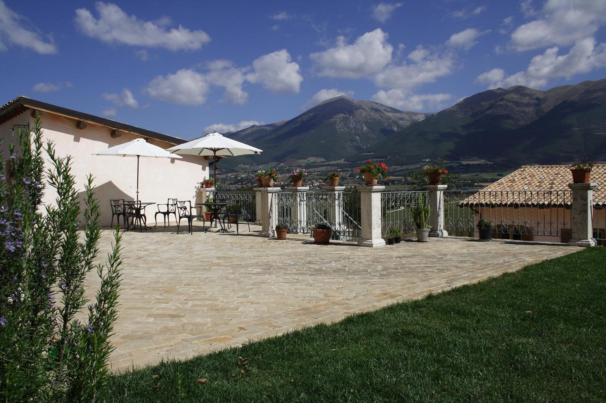 Agriturismo La Cascina Di Opaco Norcia Bagian luar foto