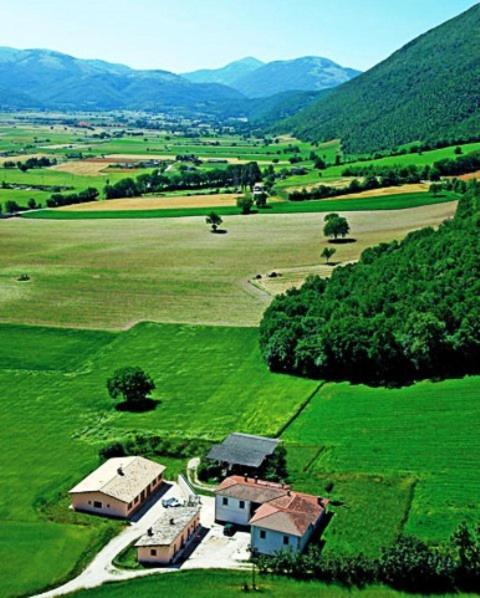 Agriturismo La Cascina Di Opaco Norcia Bagian luar foto