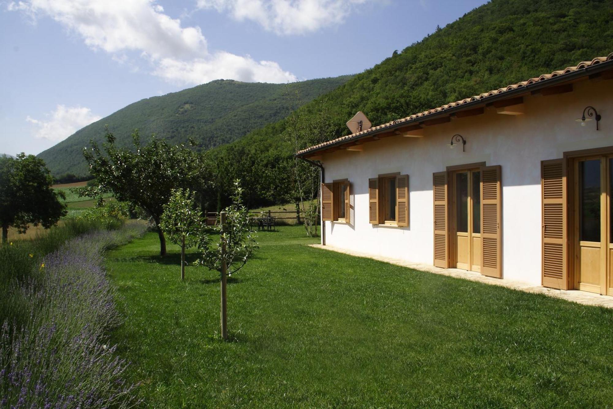 Agriturismo La Cascina Di Opaco Norcia Bagian luar foto