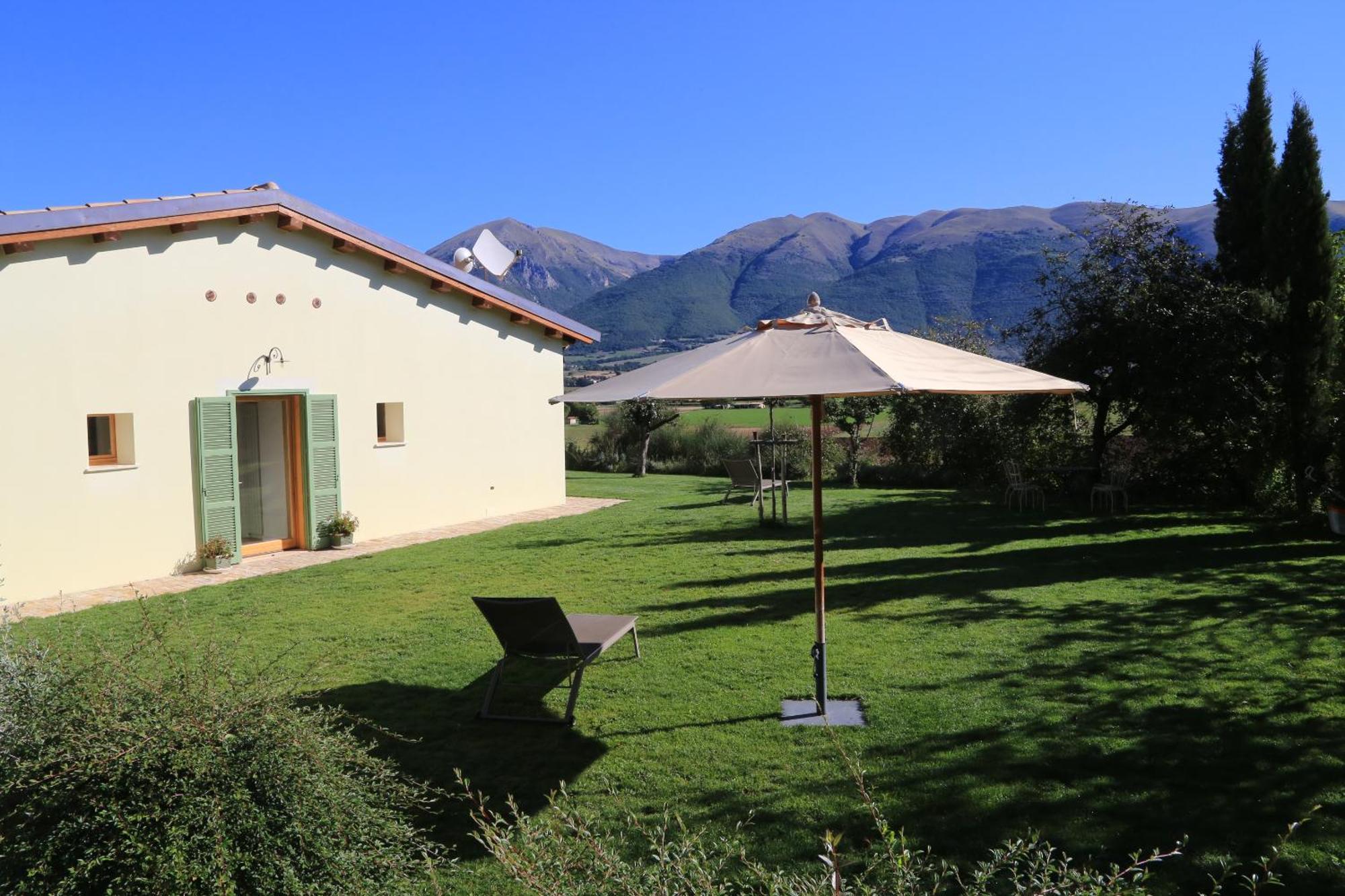 Agriturismo La Cascina Di Opaco Norcia Bagian luar foto